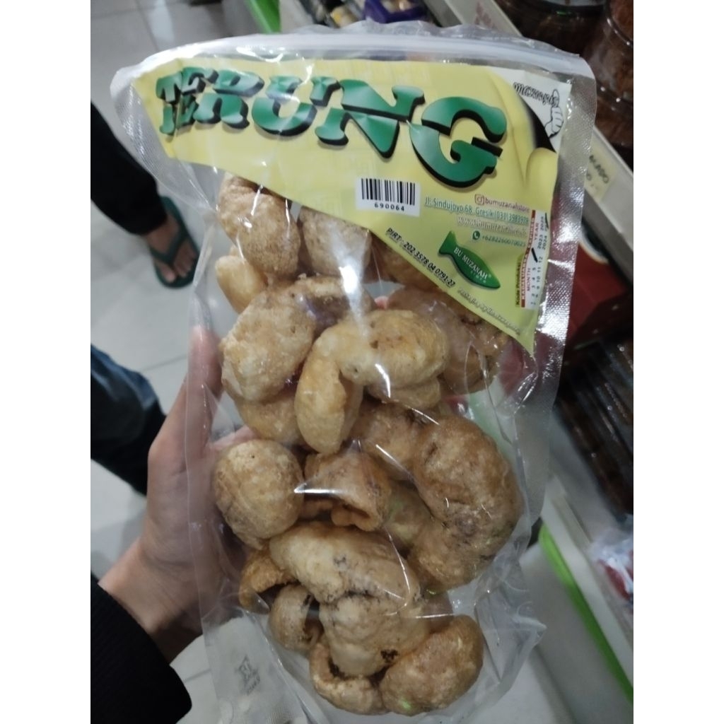 KERIPIK TERUNG OLEH OLEH BU MUZANAH