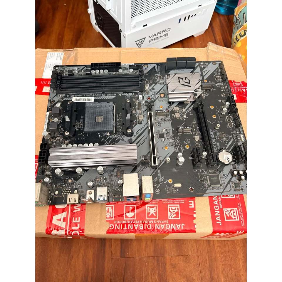 Mainboard ASRock B550 Phantom Gaming 4