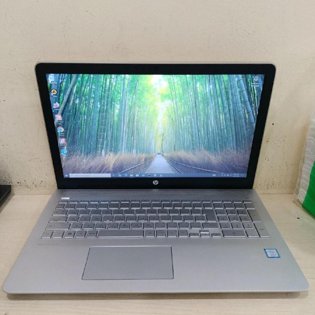 HP Pavilion 15-CC001TU Intel core i5 7200U RAM 4 GB HDD 1 TB