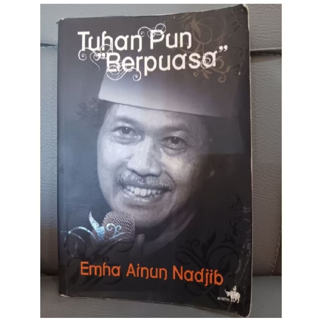 buku preloved TUHAN PUN BERPUASA - Cak Nun - Emha Ainun nadjib
