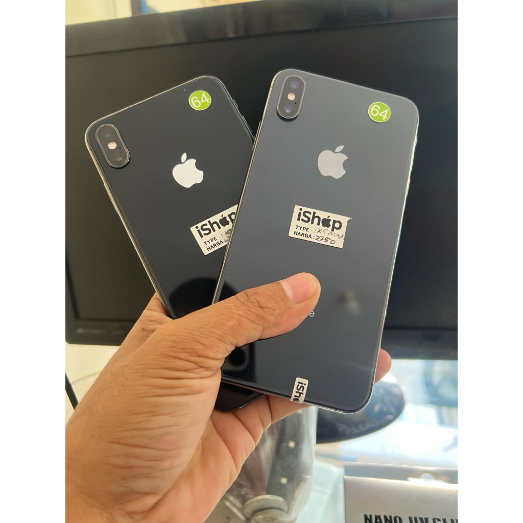 IPHONE XS MAX 64gb