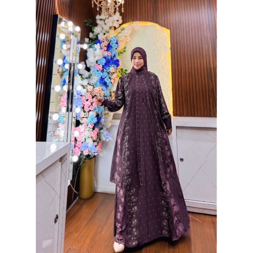 Naraya set by d'zhira