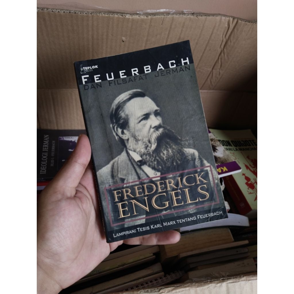 Buku Frederick Engels - Feuerbach dan Filsafat Jerman