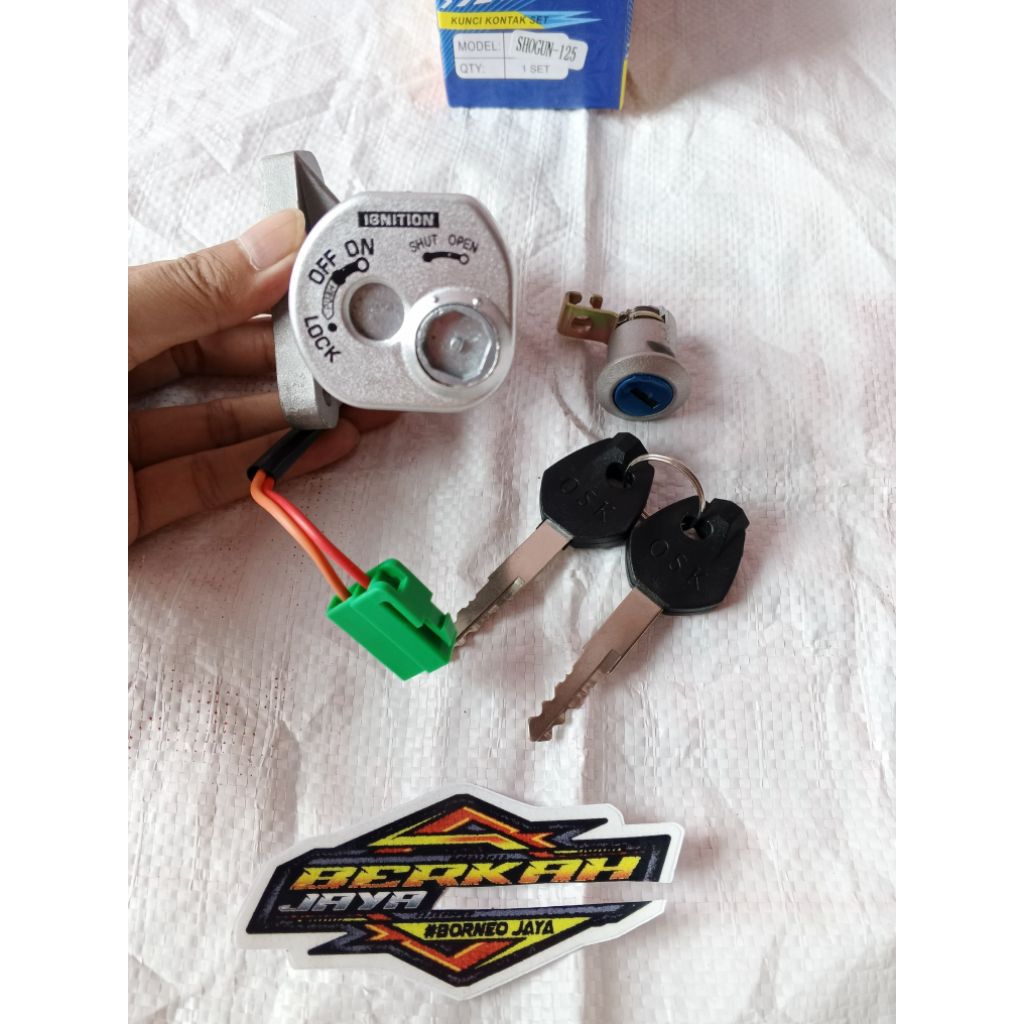 Kunci Kontak Set Smash 110,Smash New,Smash R New,Shogun New 110,Shogun 125R,Shogun SP Plus Kunci Jok