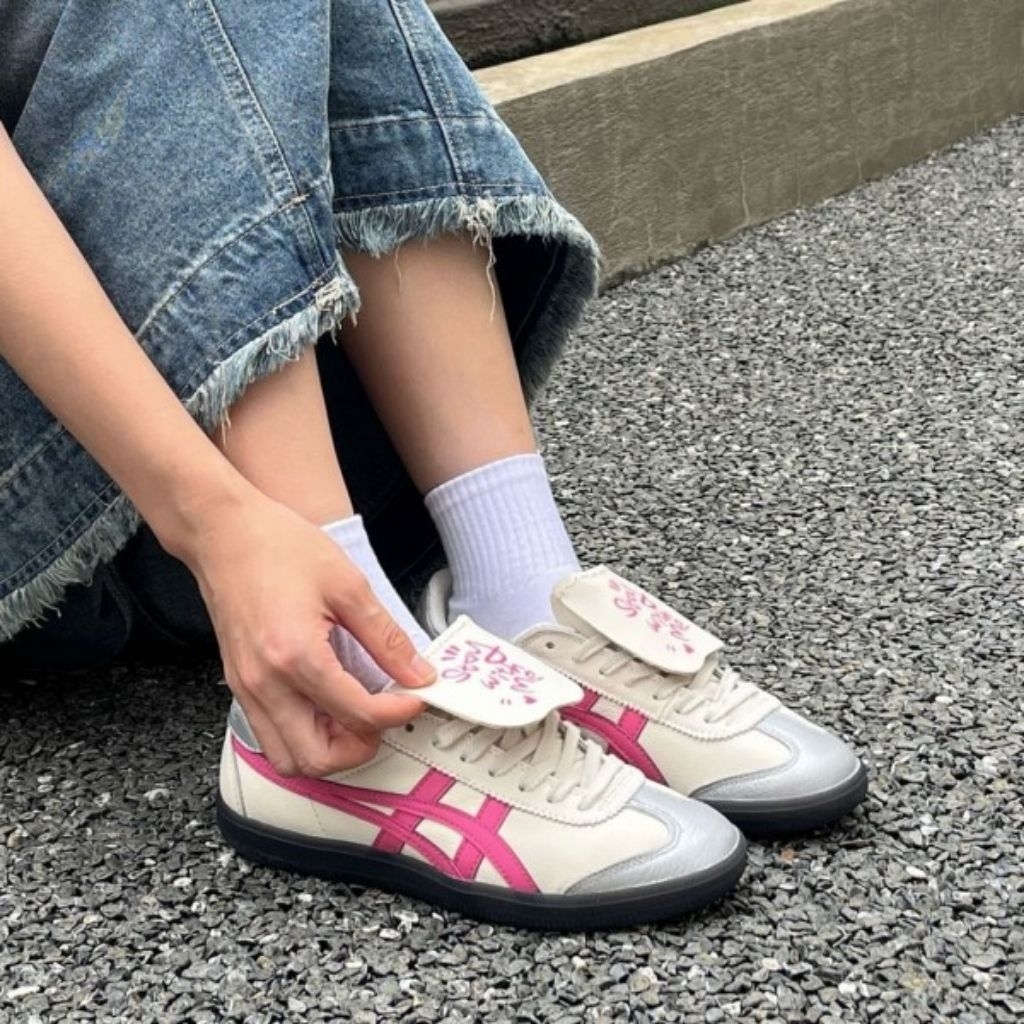 Sepatu Wanita Sneakers Onitsuka Tiger Tokuten Stay Whit me"White Pink