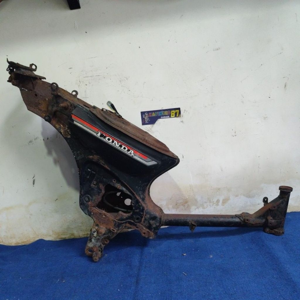 rangka Honda Astrea Star anggap saja bahan