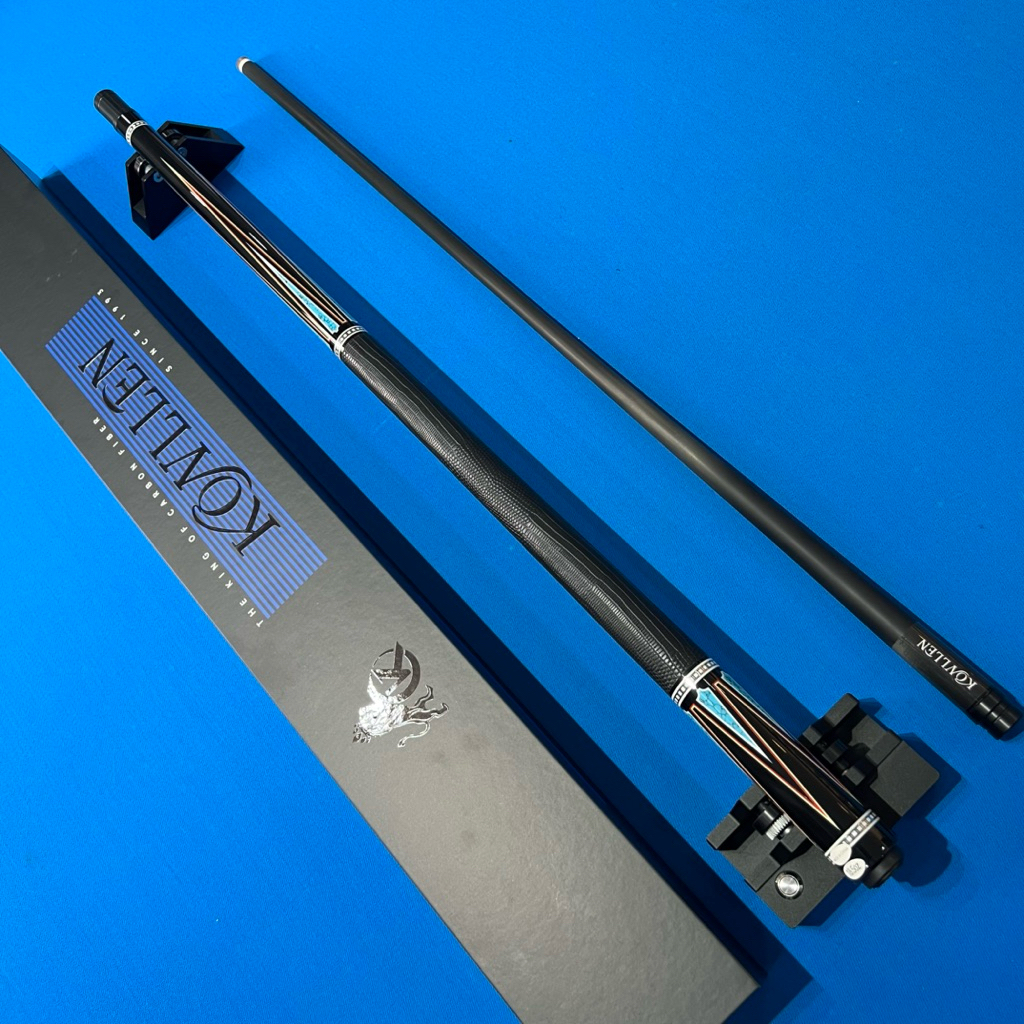 Stick Billiard KONLLEN KL-08F Carbon Cue Leather Grip Low Deflection / Stick Konllen KL-08F