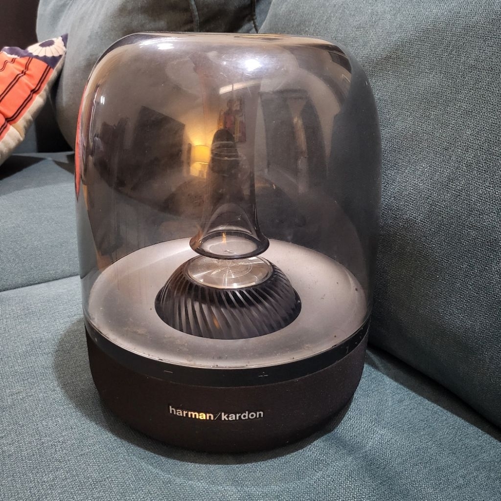 HK bluetooth speaker