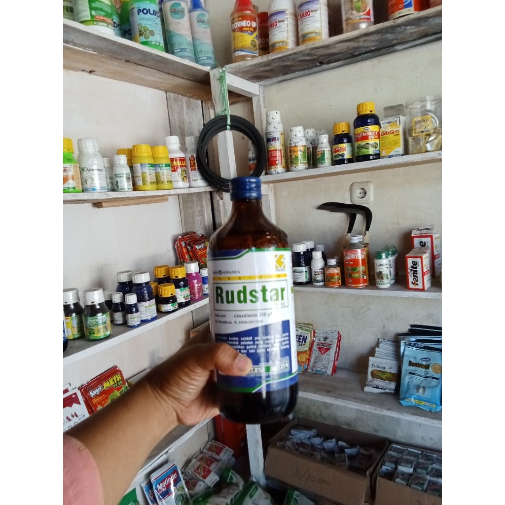 Herbisida Rudstar 250 EC 500 ml + bubble wrap - Efektif untuk Gulma Berdaun Lebar dan Teki