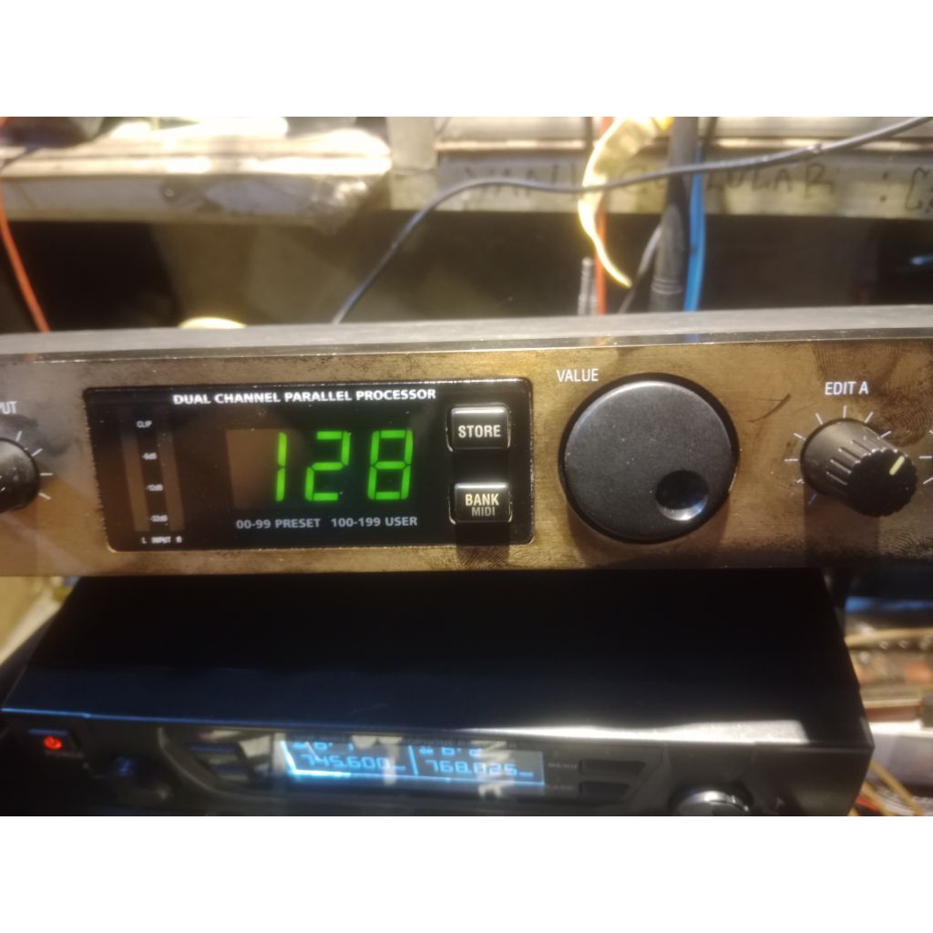 efek vocal alesis malaysia microverb4 original