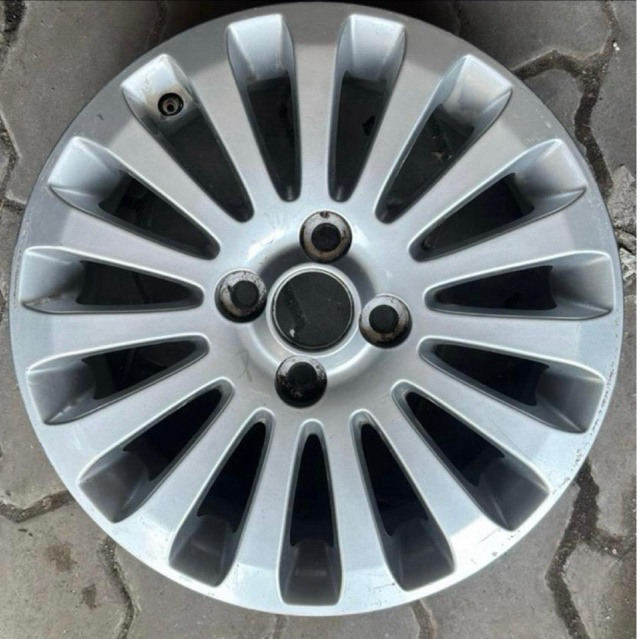Velg Mobil Oem Ford Fiesta R15 Original ( satuan )