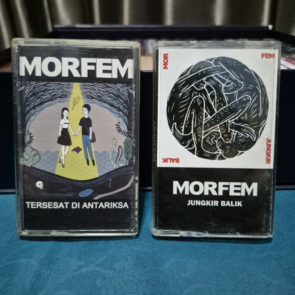 kaset pita morfem tersesat di antariksa & jungkir balik