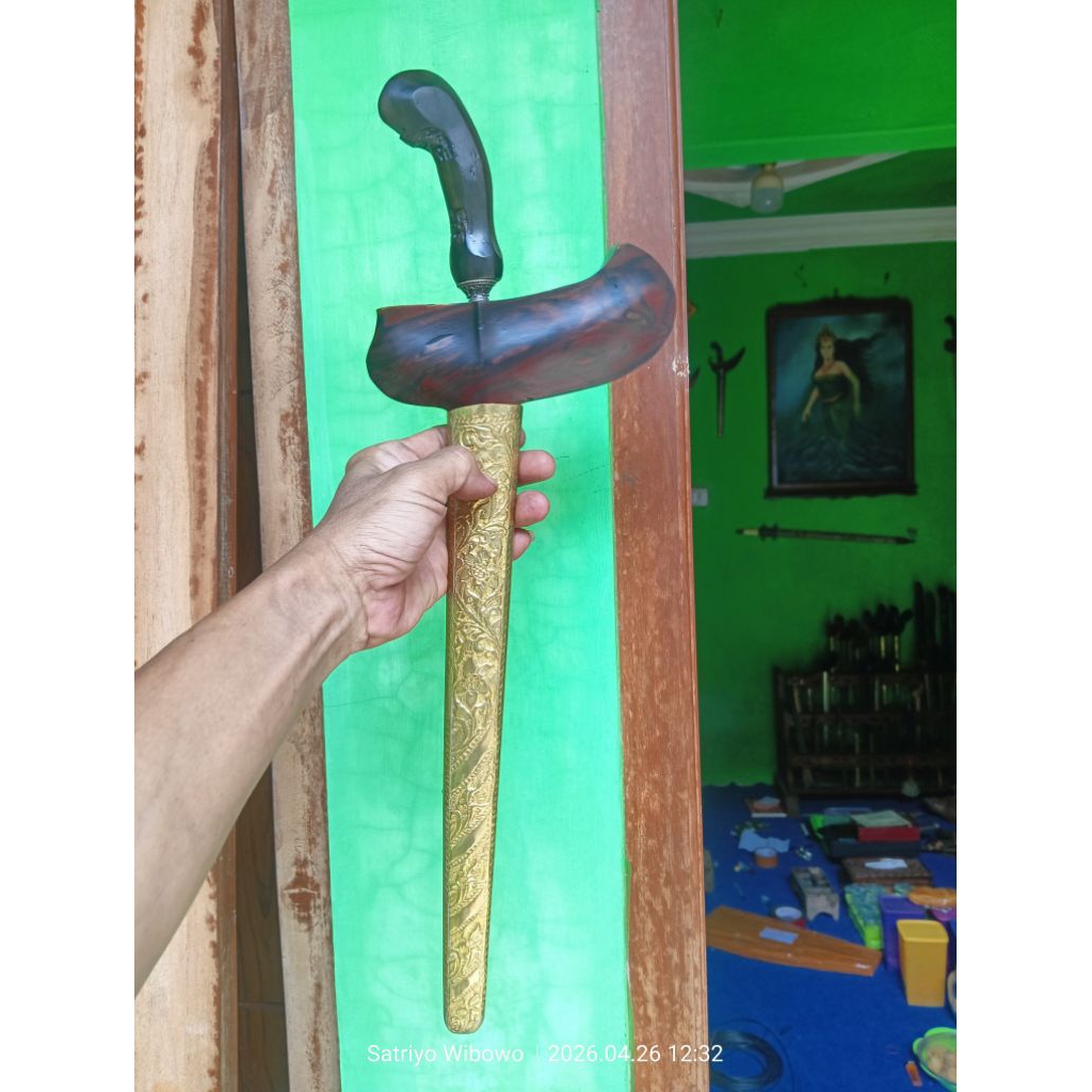 Keris Sabuk Inten