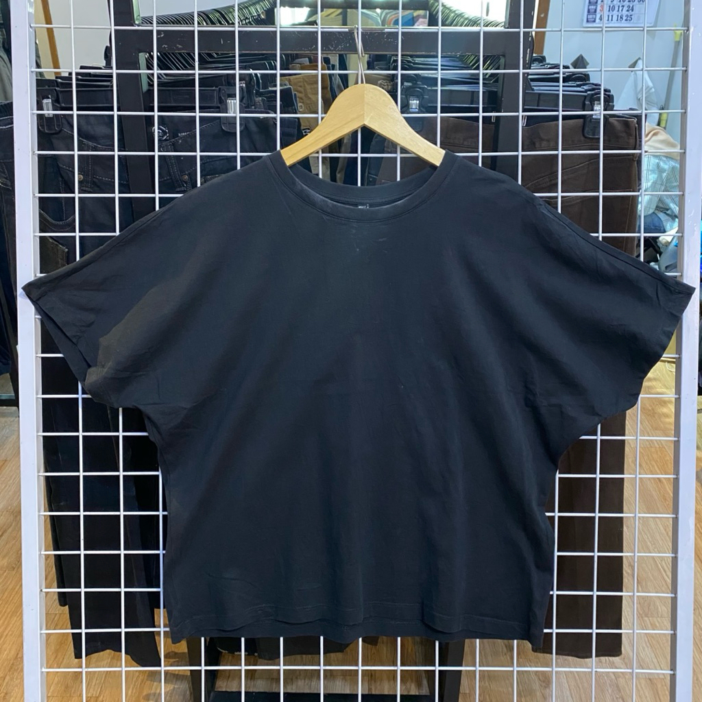 Uniqlo Basic Women Tee. #Ks1323