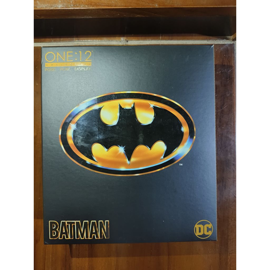 mezco batman 1989 michael keaton