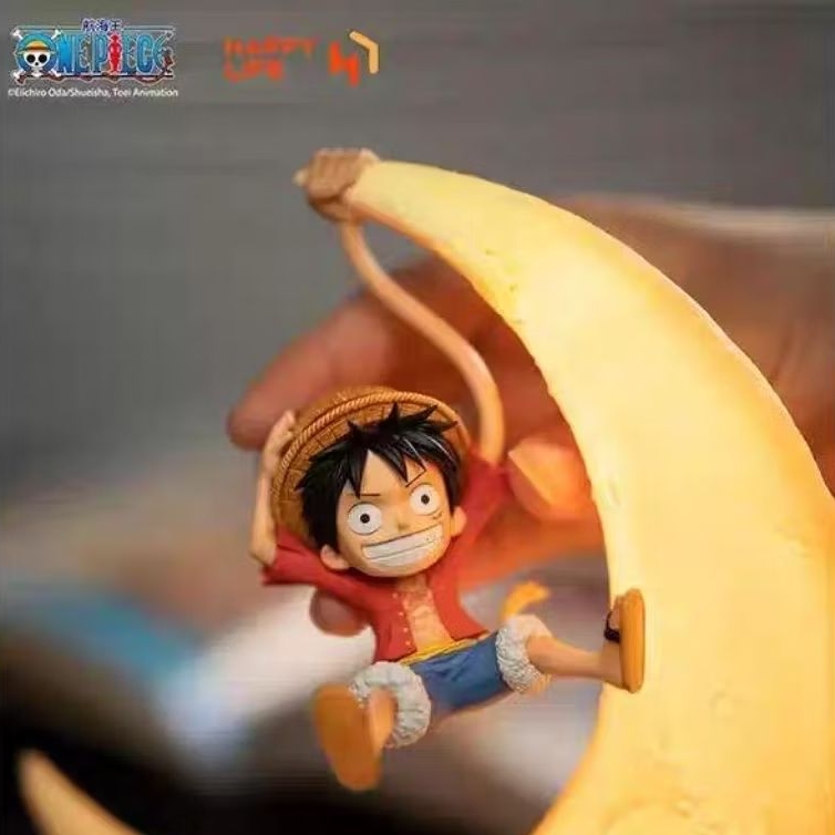 Luffy Night Lamp Figure One Piece 20cm (Moon Version)