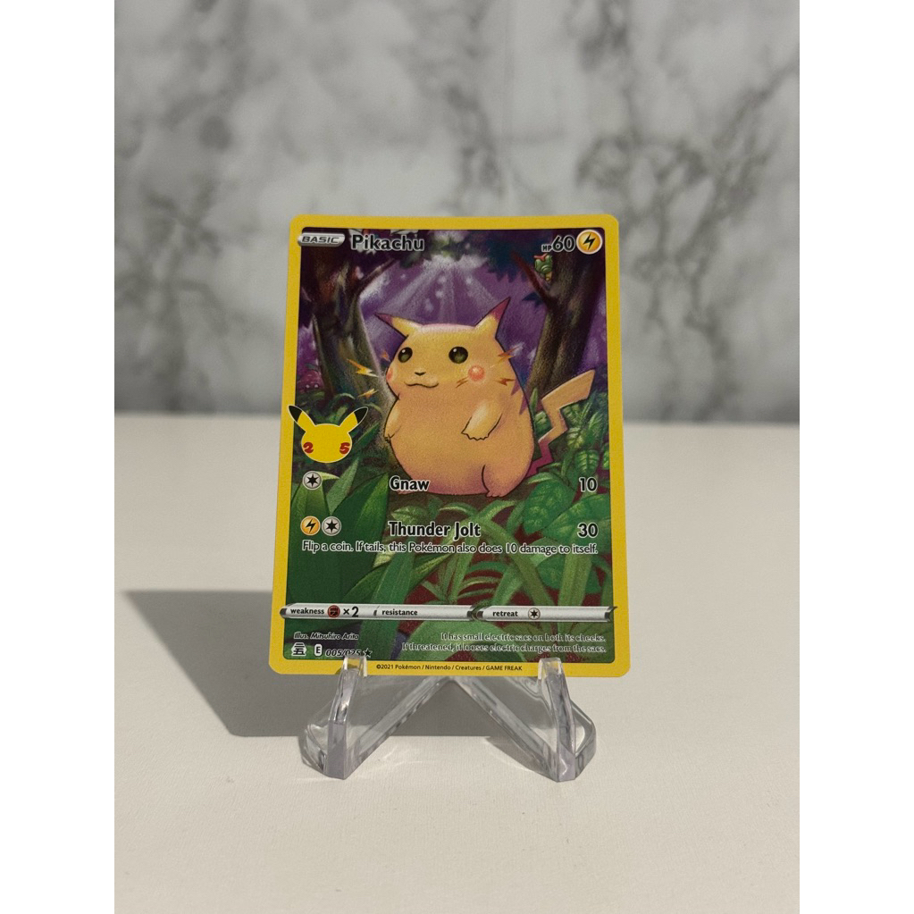 kartu mainan pikachu