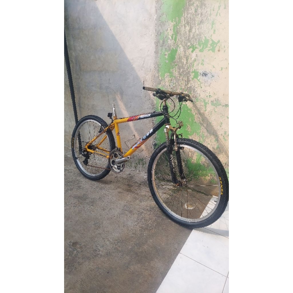 SEPEDA GUNUNG POLYGON PREMIER(MTB) BEKAS 26" JADUL LANGKA