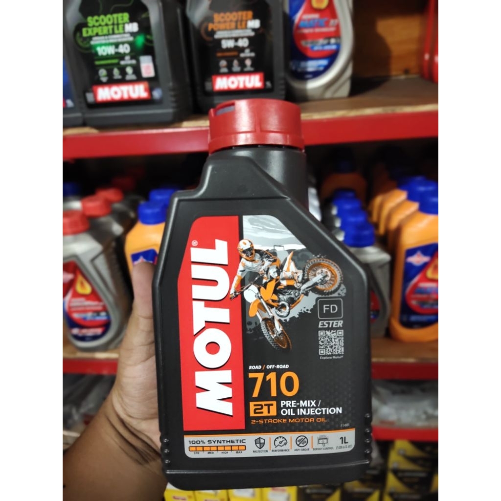 MOTUL 710 2T Full synthetic