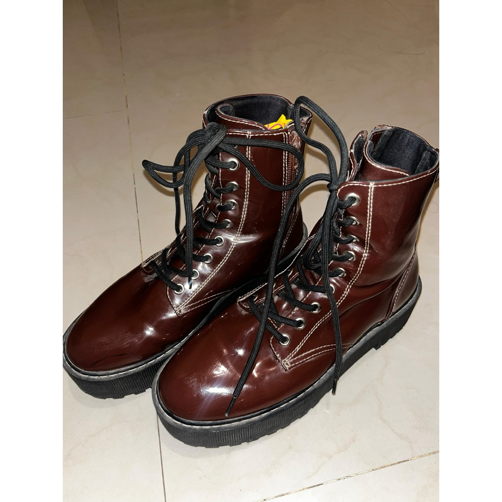 boots hnm (preloved)