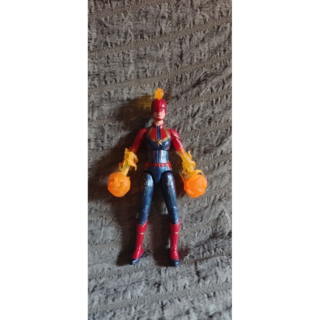 marvel legends captain marvel