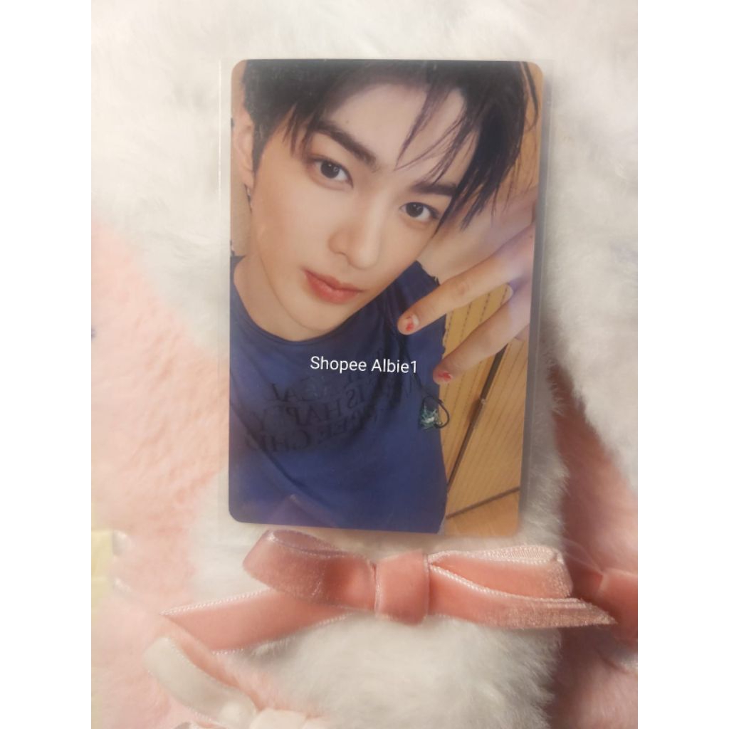 [READY STOCK] PHOTOCARD OFFICIAL CORTIS KEONHO YZY R4