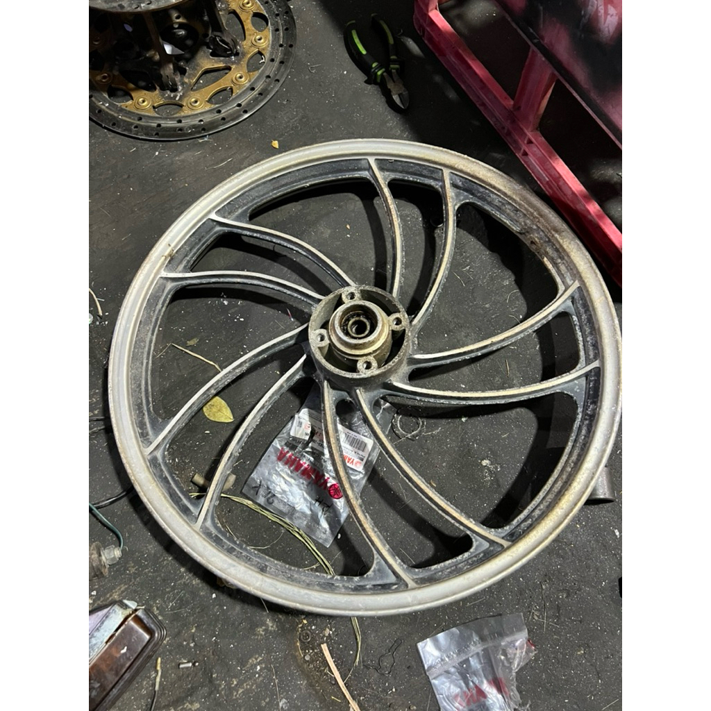 Velg cefiro r18 original