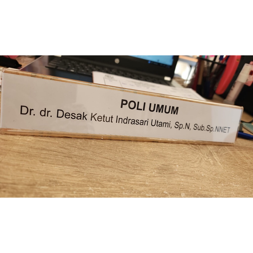 Papan Nama Meja/Papan Nama Akrilik