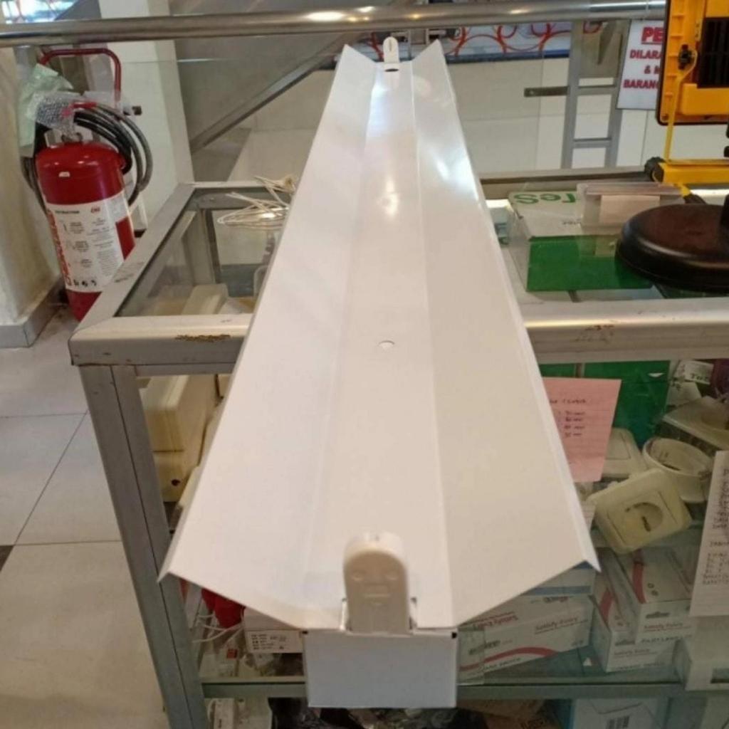 Kap Lampu TL TKO 1 x 36 Watt