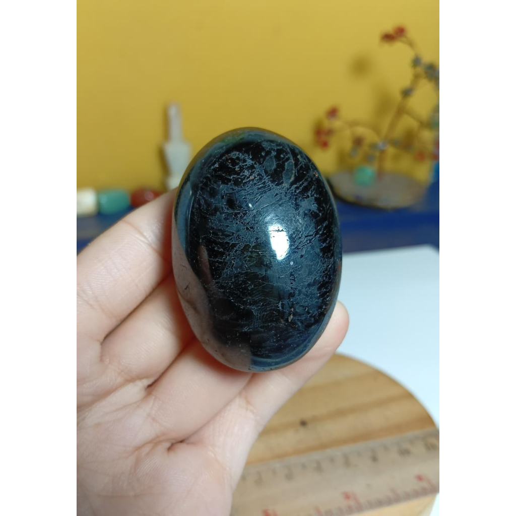 Batu Natural Black Tourmaline palm (22)
