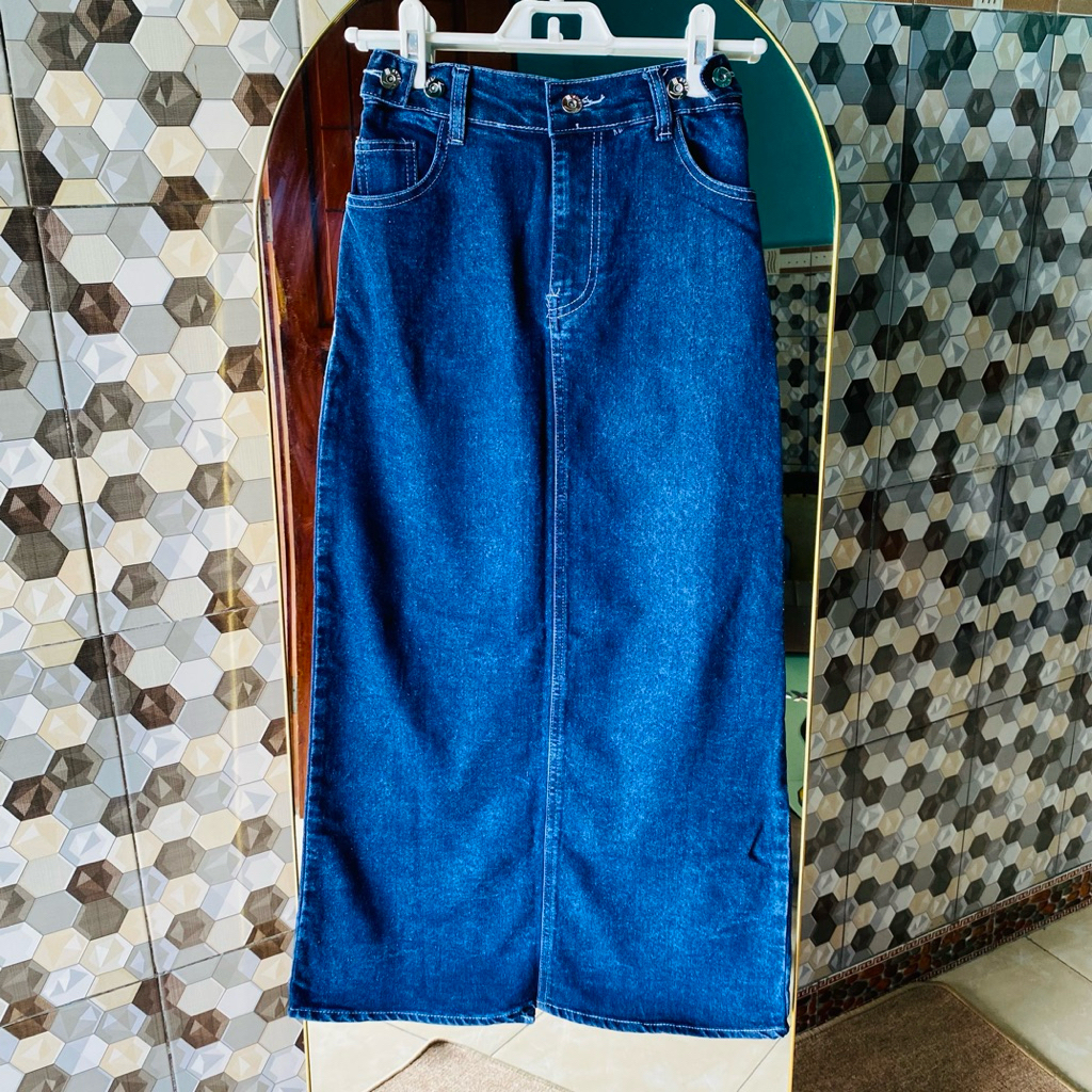 PL ROK JEANS PANJANG WANITA/ PRELOVED PRIBADI