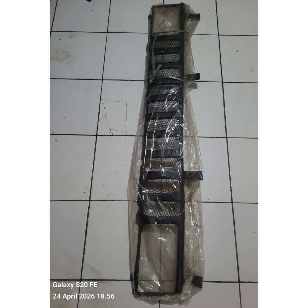 Grill Nissan Terrano (New)
