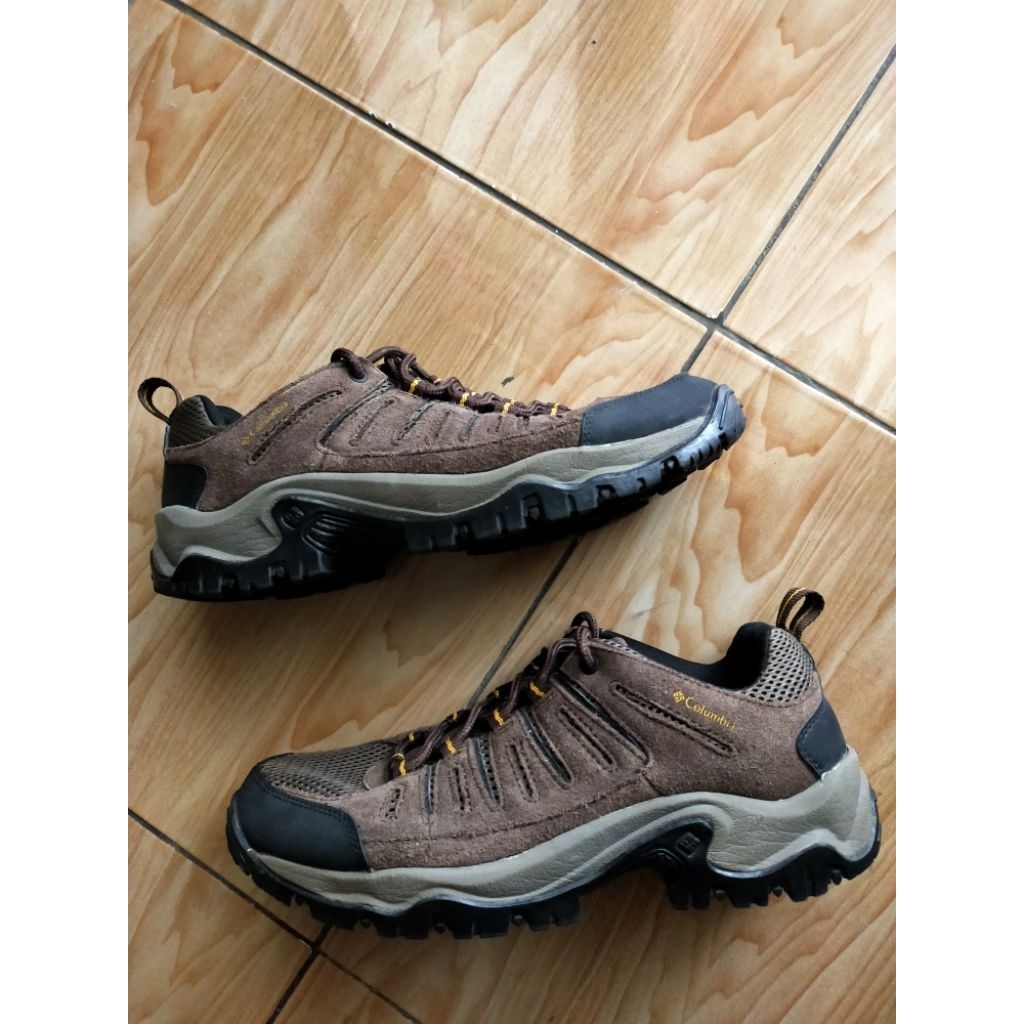 Sepatu Columbia Mens Lakeview 2 Low