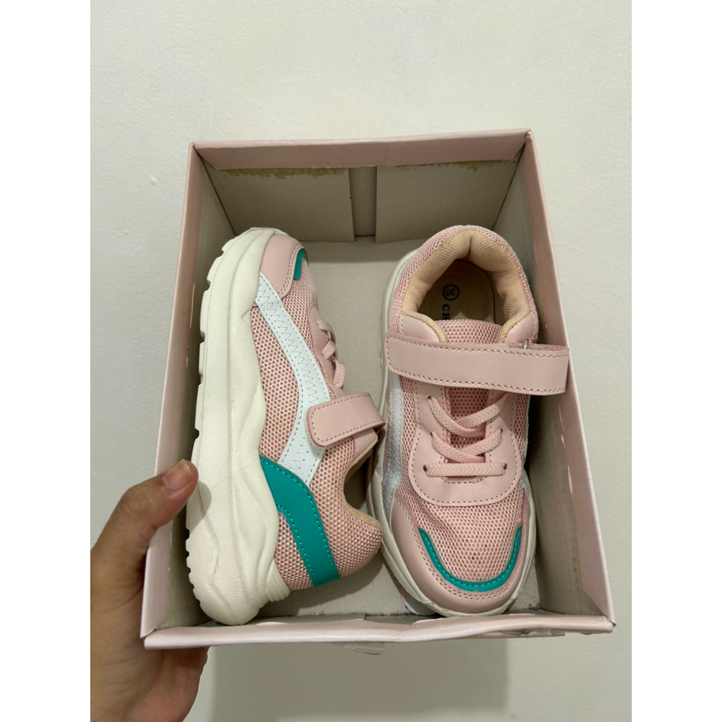New Payless Kids Chrissie Zoe Sneakers