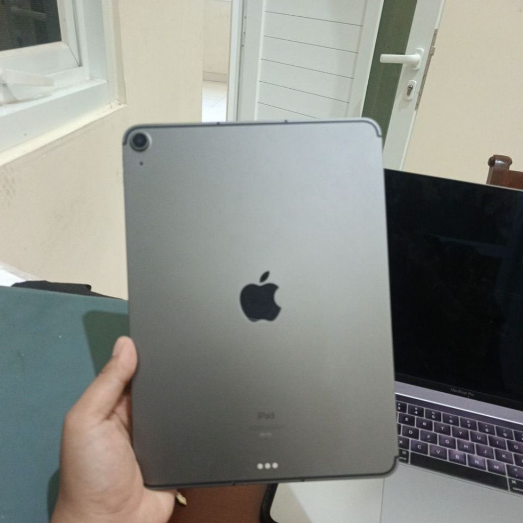 Ipad Air 4 64 ibox fullset wifi seluller