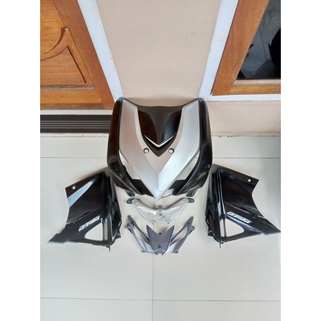 cover tameng panel dada depan + lampu senja + sayap bagian bawah  Honda Revo AT matic -KWZ- Original
