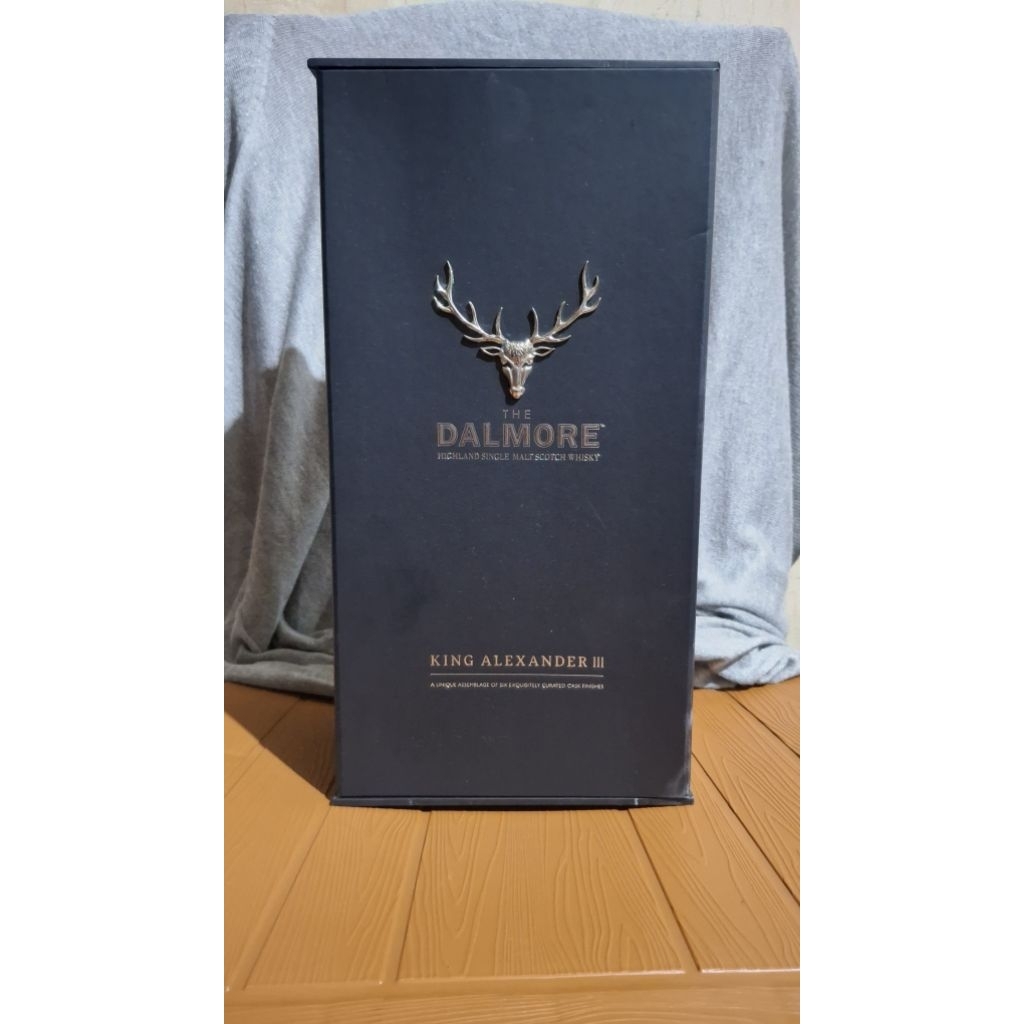 The DALMORE "highland single malt scotch whisky" KING ALEXANDER III (box only)