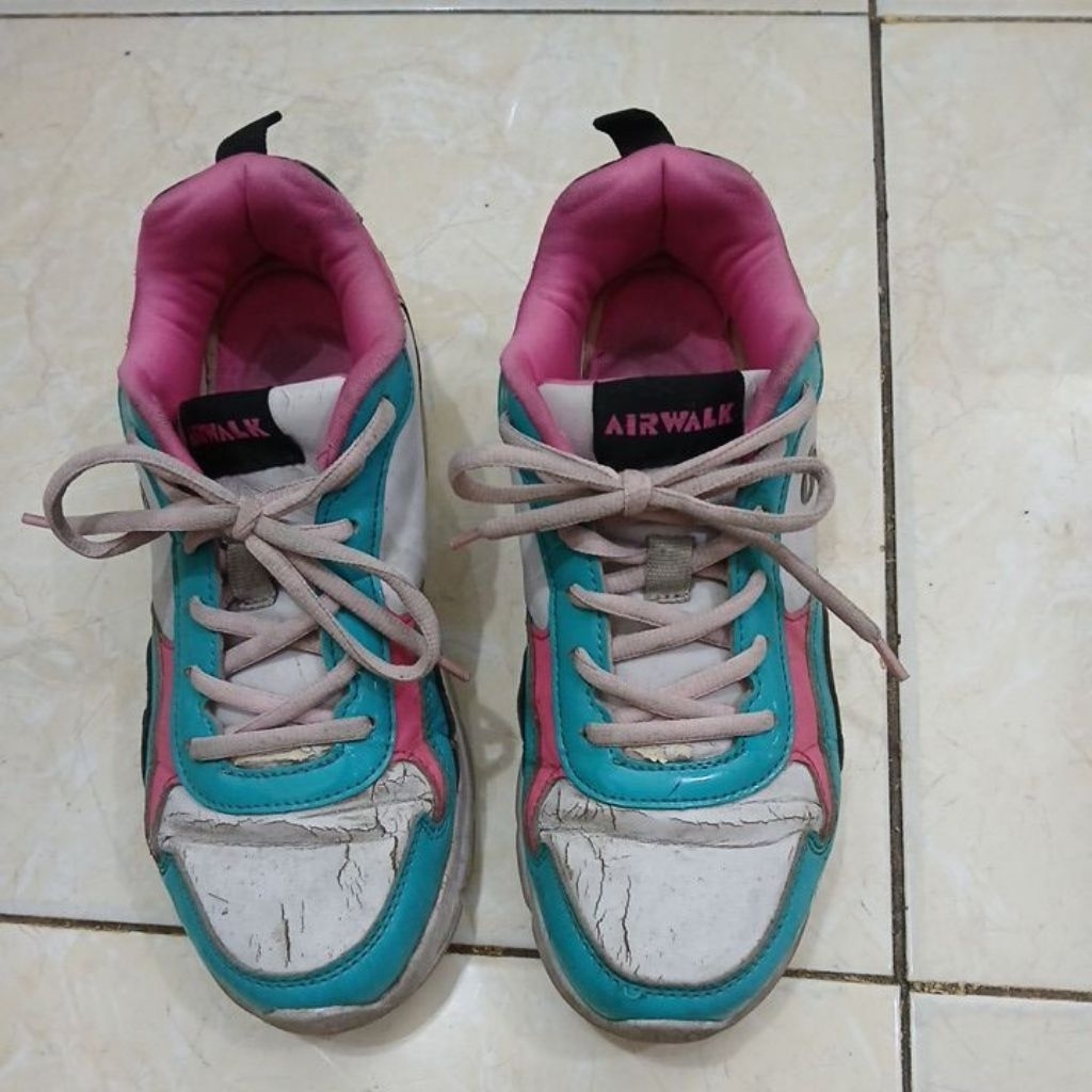 sepatu airwalk second