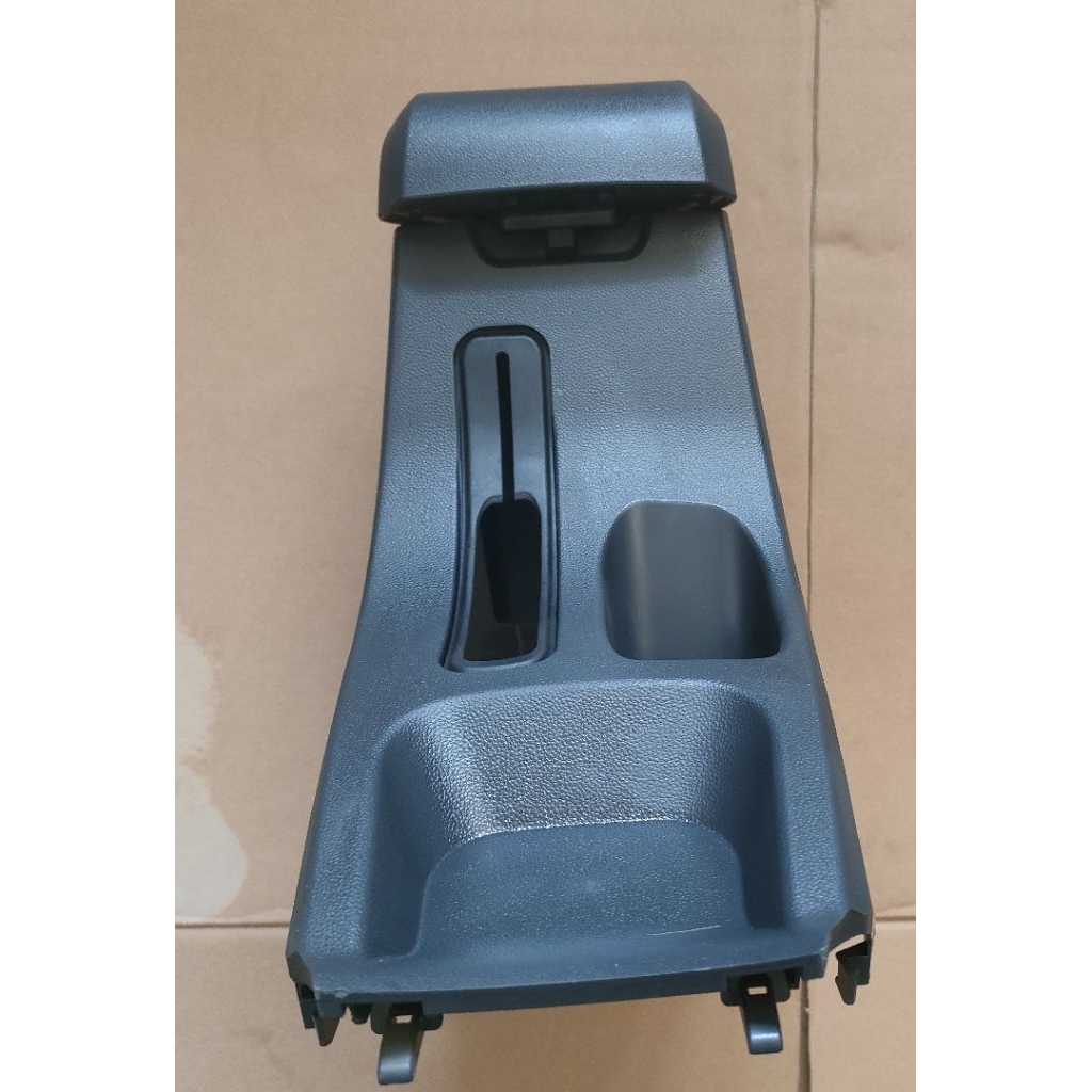 console box avanza / xenia 2016-2024