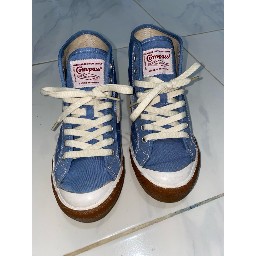 Compass Gazelle Sky Blue