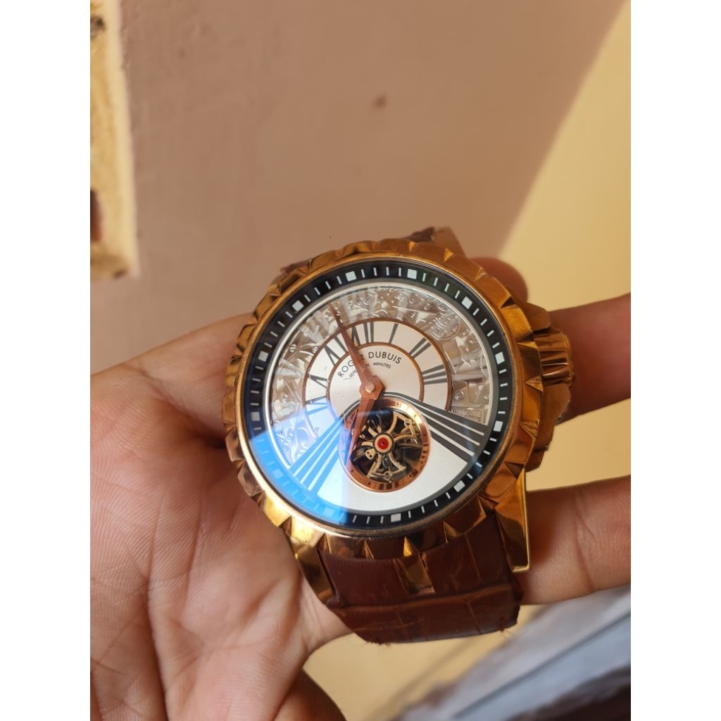jam tangan automatic roger dubuis horloger genevois tourbillon tourbilon turbillon turbilon no ac ap