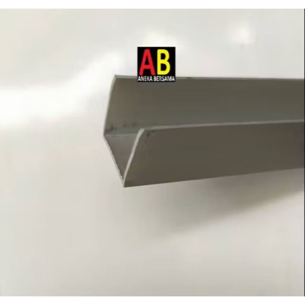Lis U Aluminium 15mm x 15mm x 15mm silver Panjang 199.5cm