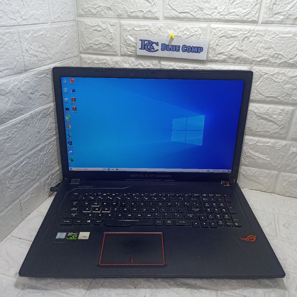 Laptop Gaming Asus ROG Strix Core i7 7700HQ Nvidia GTX 1050 Ram 16 GB SSD 128+HDD 500 Laptop Design 