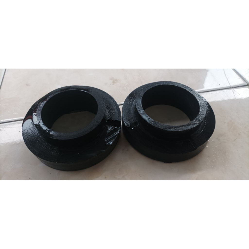 karet peninggi per depan carry 1.0