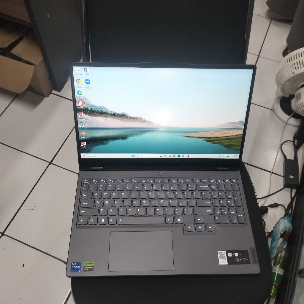 Lenovo legion  15 IRX9  i7-13650HX RAM 24GB/SSD 512 RTX 4060 8GB