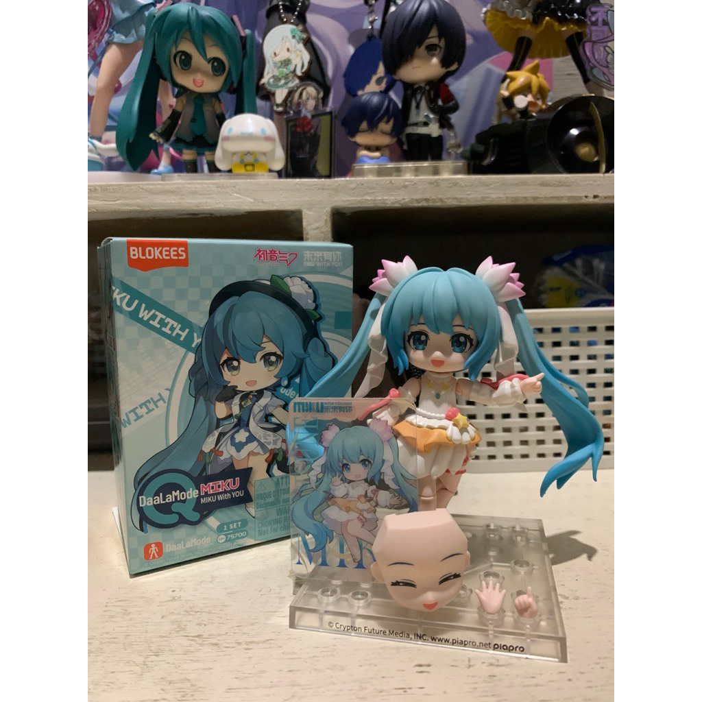 Blokees daalamode miku with you (SELECTED)