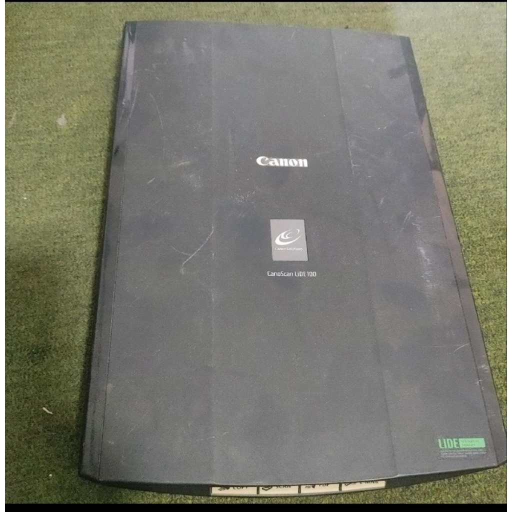 Scanner Canon canoscan lide 100