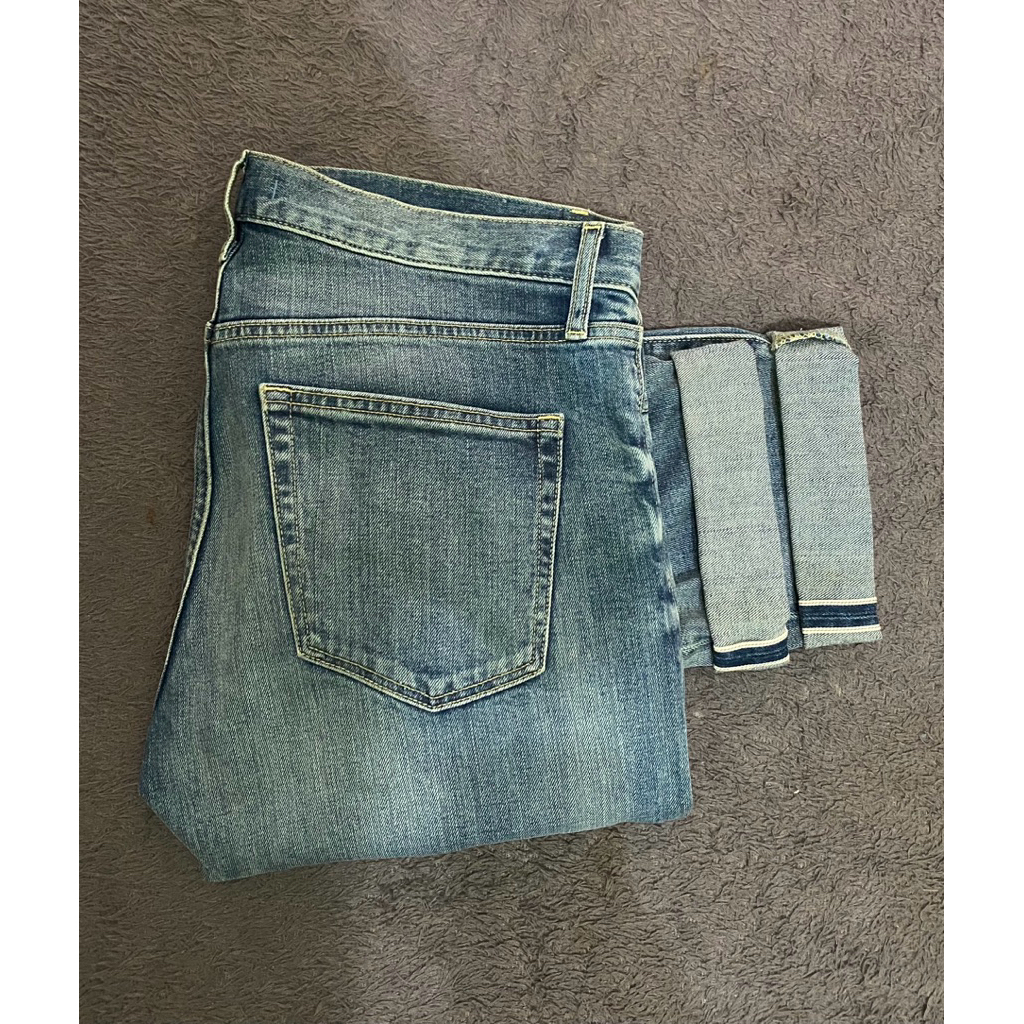 Uniqlo selvedge Straight denim jeans blue