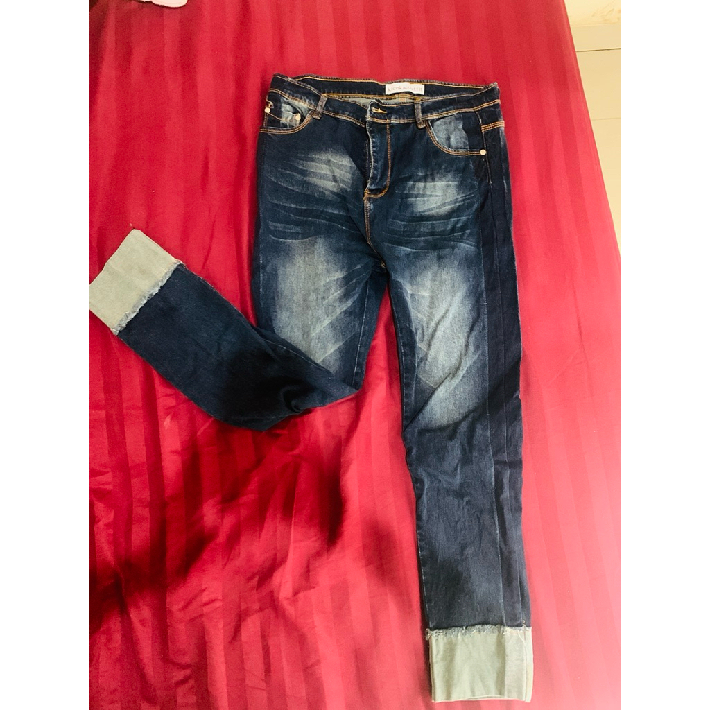 kienka outfit celana jeans stik balik BACA DESKRIPSI preloved dark blue denim biru tua bukan cutbray