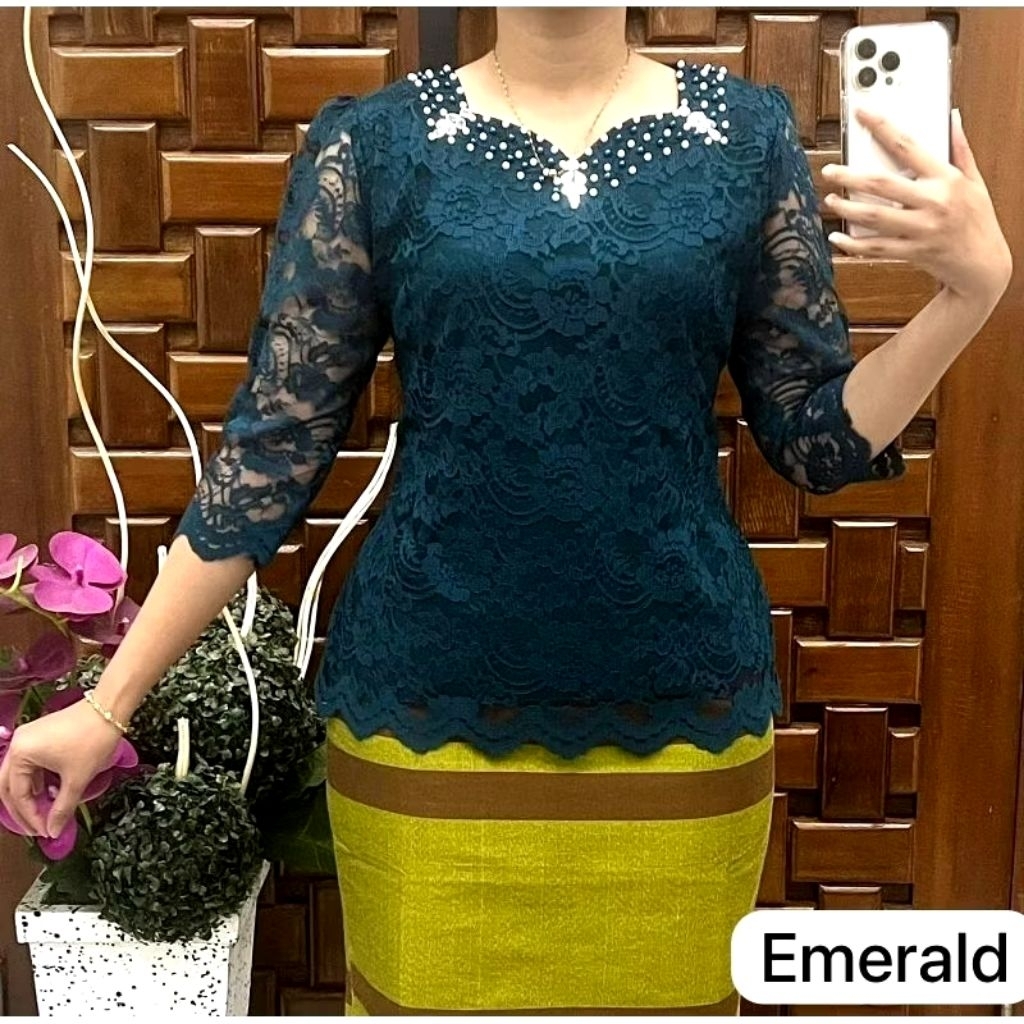 Blus/atasan renda/blus payet/Baju pesta/Baju cantik